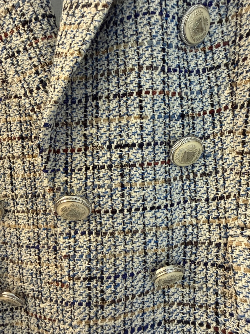 Veronica Beard Cream-Blend Tweed Double-Breasted Blazer - Picture 3 of 6